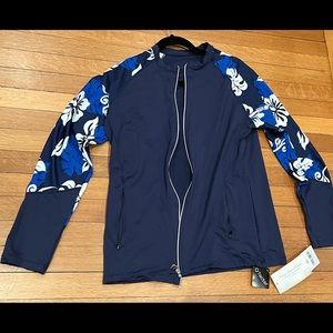 Rash guard with pockets-sun protection shirt